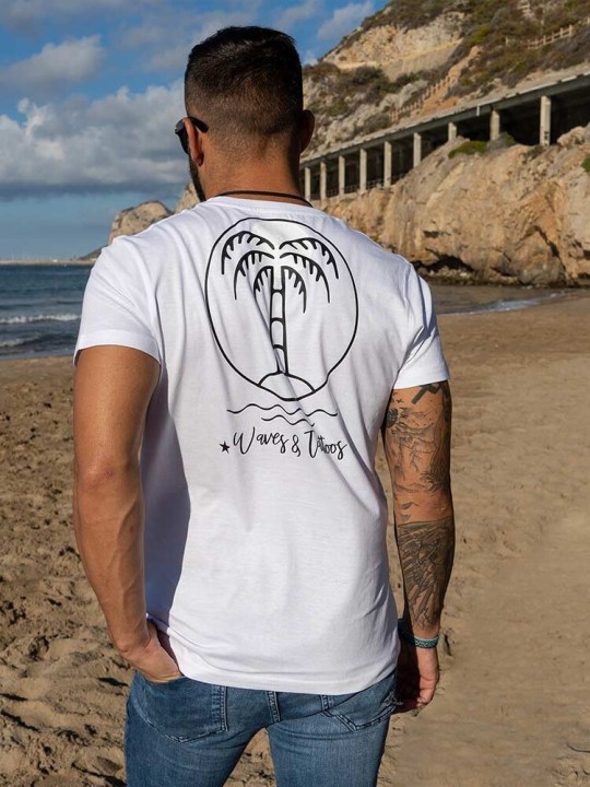 Men T-Shirt White Island