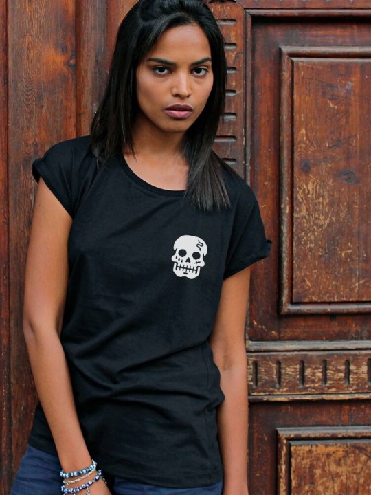 Women T-shirt Black Snake Skull