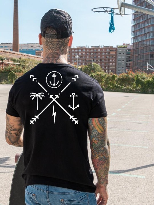 Men T-Shirt Black Arrows