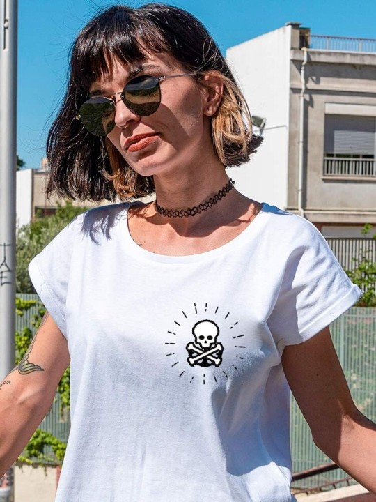 Women T-shirt White Raid