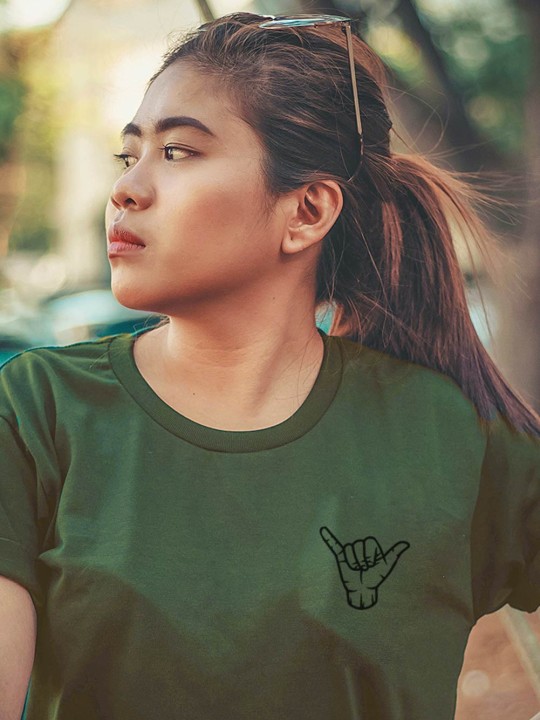 Camiseta Unisex Caqui Aloha