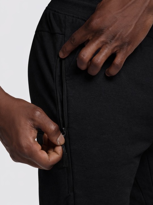 Jogger de Hombre Negro  After Ride