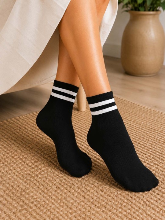 Women Socks Black Swell
